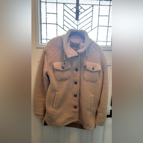 EUC Teddy lined jacket koolaburra - Picture 1 of 2